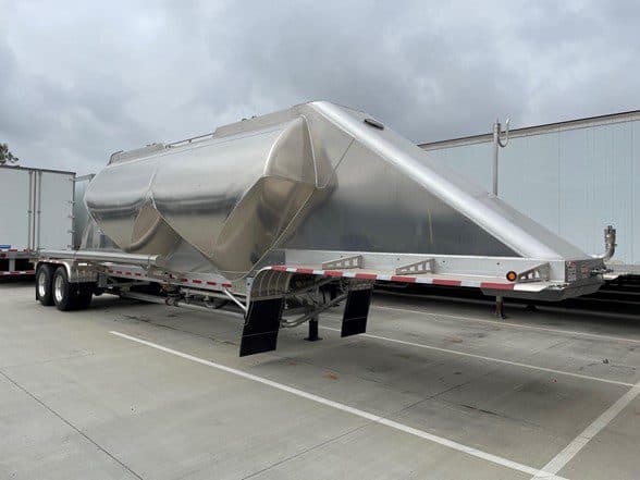 Photo of 2023 MAC TRAILER MFG TNC10015