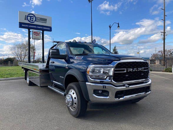 Photo of 2024 RAM 5500 SLT JN5523