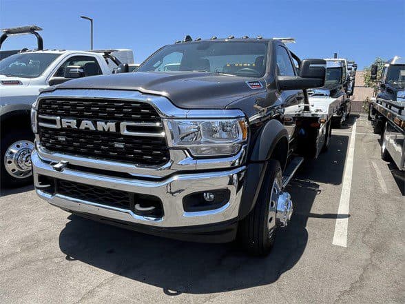 Photo of 2024 RAM 5500 SLT JN5519