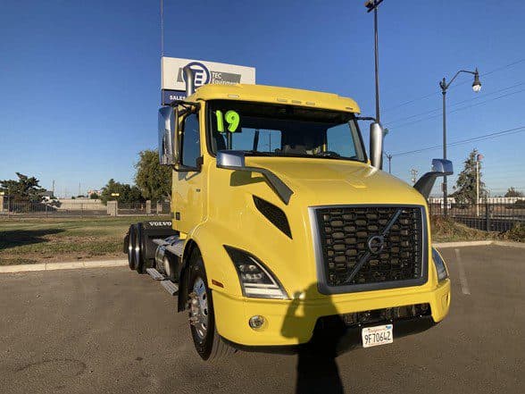 Photo of 2019 VOLVO VNR62T300 UD3334