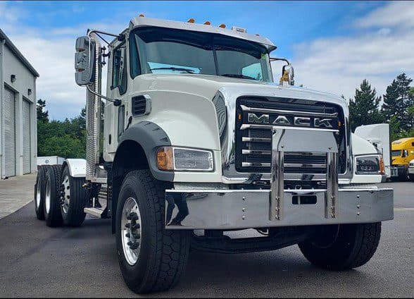 Photo of 2025 MACK GRANITE 84FT MS1762
