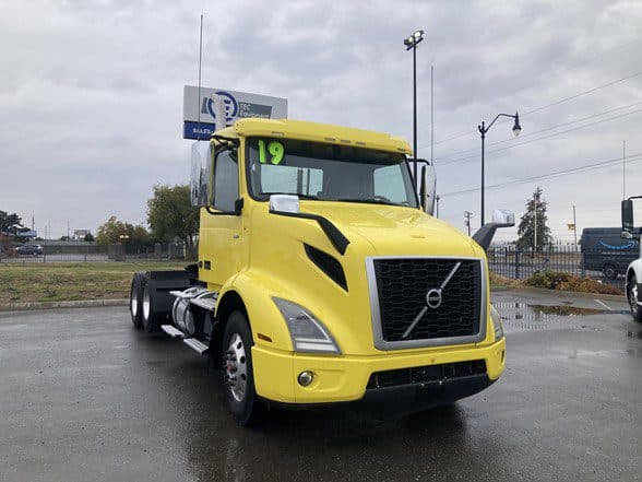 Photo of 2019 VOLVO VNR62T300 UD3330