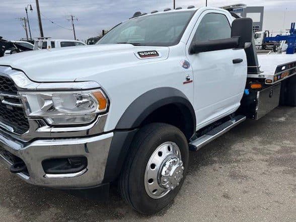 Photo of 2022 RAM 5500 TRADESMAN JU1003
