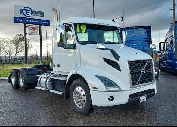 Photo of 2019 VOLVO VNR62T300 UD3351