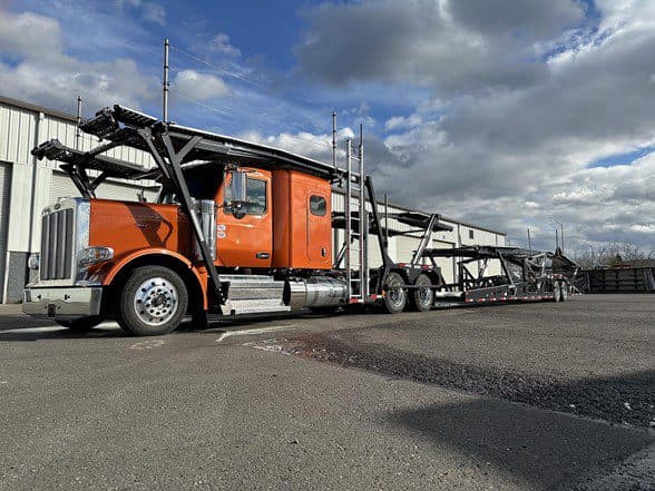 Photo of 2025 PETERBILT 589 ATN3080