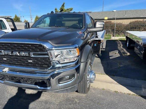Photo of 2024 RAM 5500 SLT JN5518