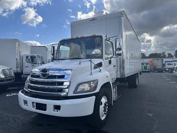 Photo of 2020 HINO 268 UP10739
