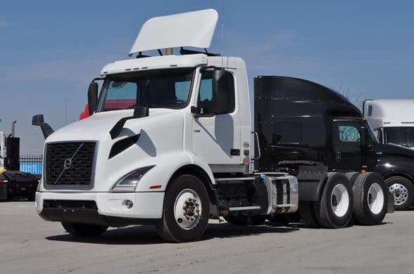 Photo of 2020 VOLVO VNR64T300 UD3326