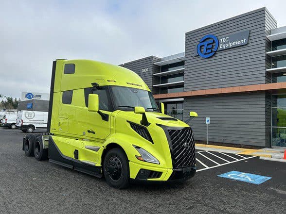 Photo of 2025 VOLVO VNL64T860 VLY1009