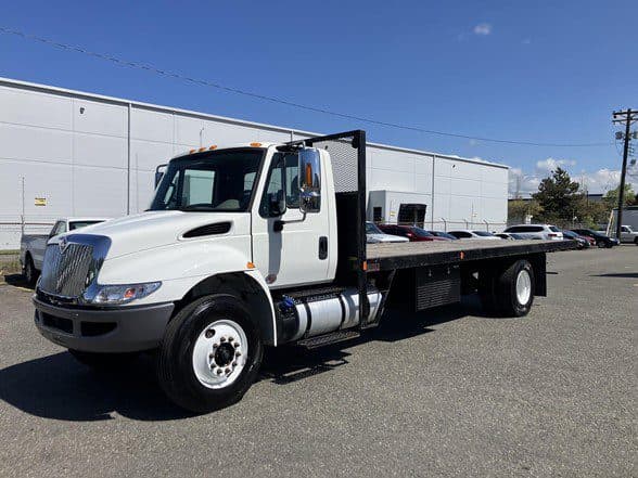 Photo of 2018 INTERNATIONAL DURASTAR 4300 UP10956