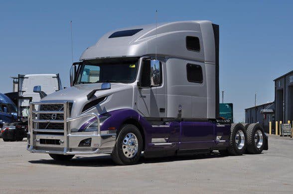 Photo of 2022 VOLVO VNL64T860 UTSF1100