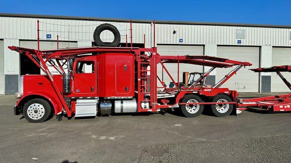 Photo of 2022 PETERBILT 389 ATU525
