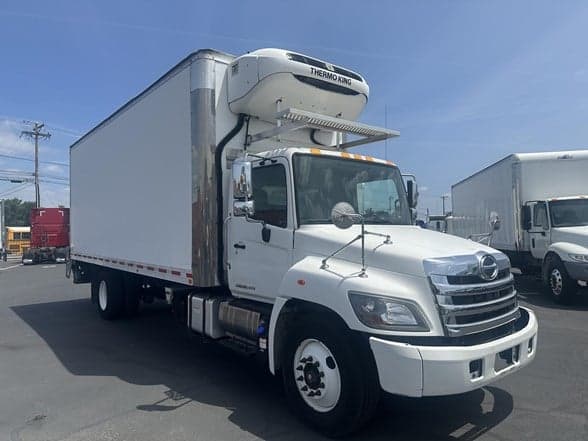 Photo of 2020 HINO 268A UP10841L