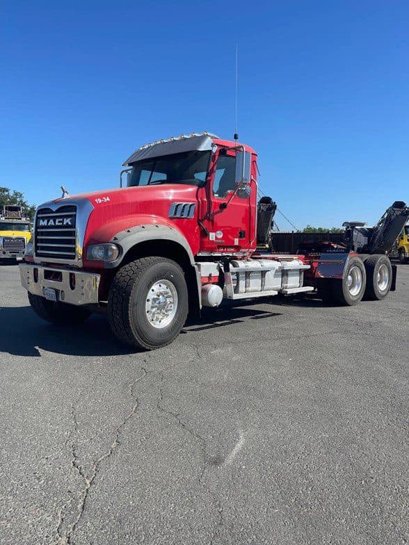 Photo of 2019 MACK GRANITE 64FT URC6933