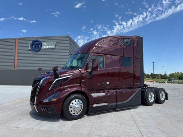 Photo of 2025 VOLVO VNL64T860 VSF1218