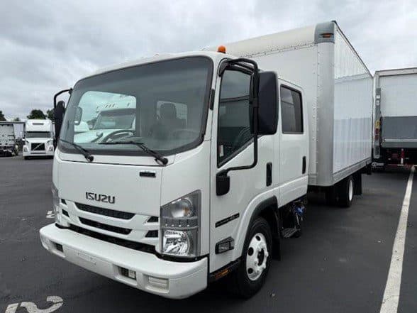 Photo of 2017 ISUZU NPR HD UP11022