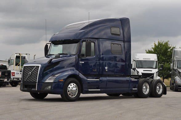 Photo of 2021 VOLVO VNL64T860 UMH1063
