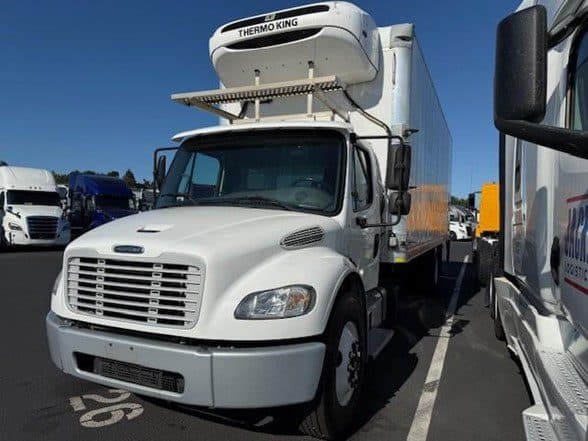 Photo of 2017 FREIGHTLINER BUSINESS CLASS M2 106 UP10963L