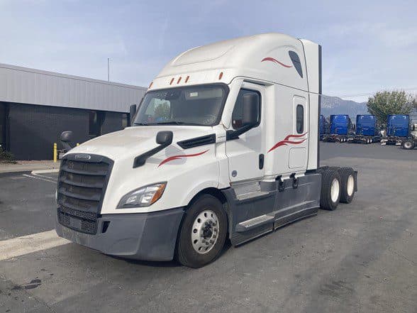 Photo of 2021 FREIGHTLINER CASCADIA 126 UC5593