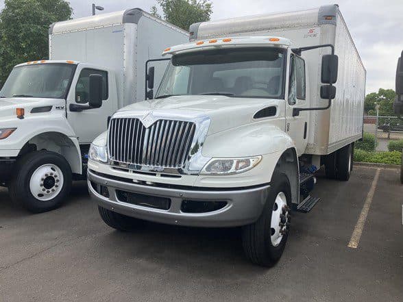 Photo of 2018 INTERNATIONAL DURASTAR 4300 UP11026