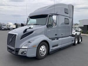 2022 VOLVO VNL64T860 UC5583