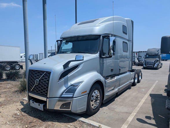 Photo of 2026 VOLVO VNL64T860 VC9608