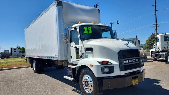 Photo of 2023 MACK MD6 UD3423L