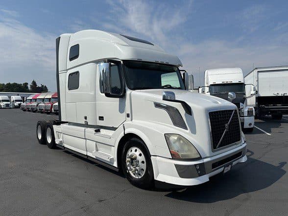 Photo of 2015 VOLVO VNL64T780 UTP1235