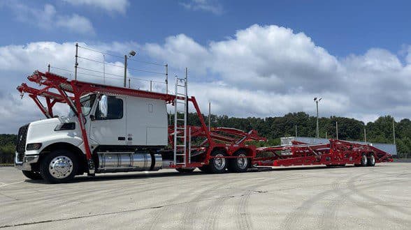 Photo of 2025 VOLVO VAH64600 ATN3307