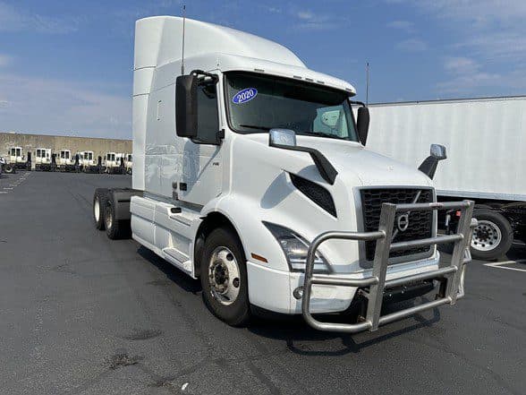 Photo of 2020 VOLVO VNR64T640 UP11068