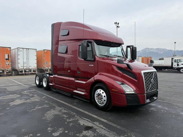 Photo of 2021 VOLVO VNL64T760 CON