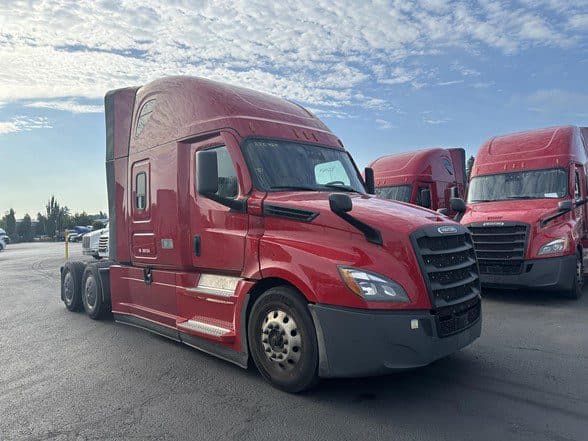 Photo of 2022 FREIGHTLINER CASCADIA 126 UP11076
