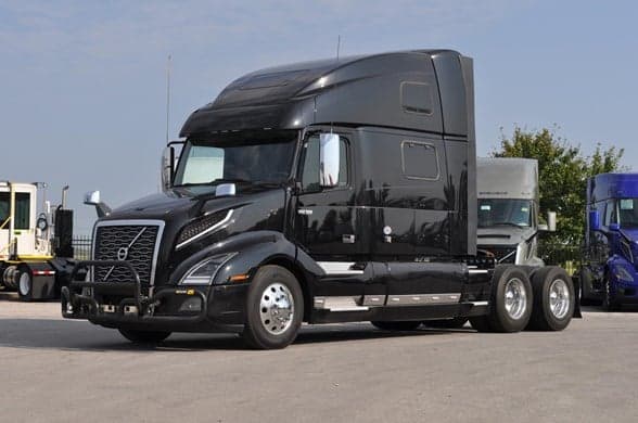 Photo of 2020 VOLVO VNL64T860 USF1106