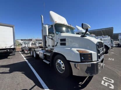 2022 MACK ANTHEM 64T UV1062L photo