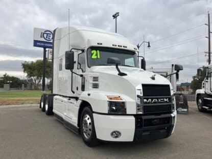 2021 MACK ANTHEM 64T UD3425 photo