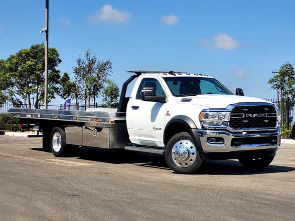 Photo of 2024 RAM 5500 SLT JN5525