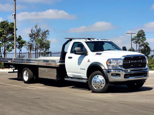 Photo of 2024 RAM 5500 SLT JN5547