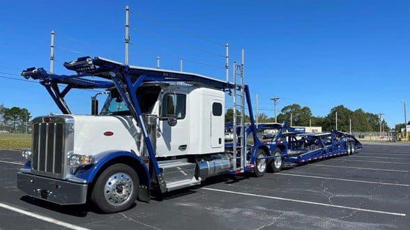 Photo of 2025 PETERBILT 589 ATN3138