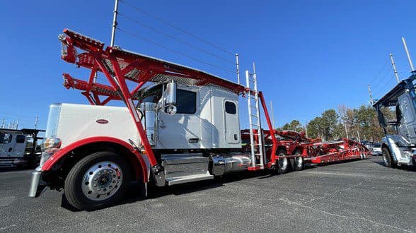 Photo of 2025 PETERBILT 589 ATN3118