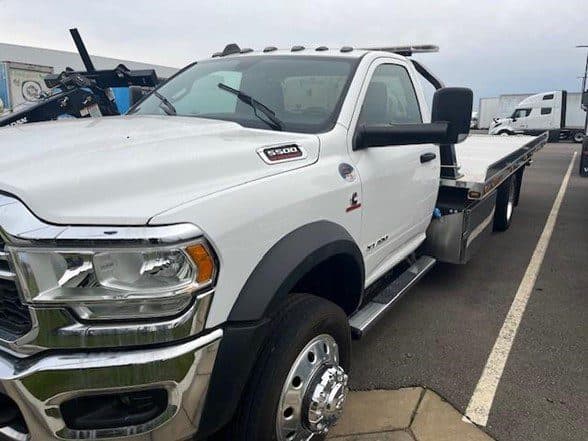 Photo of 2022 RAM 5500 SLT JN5368