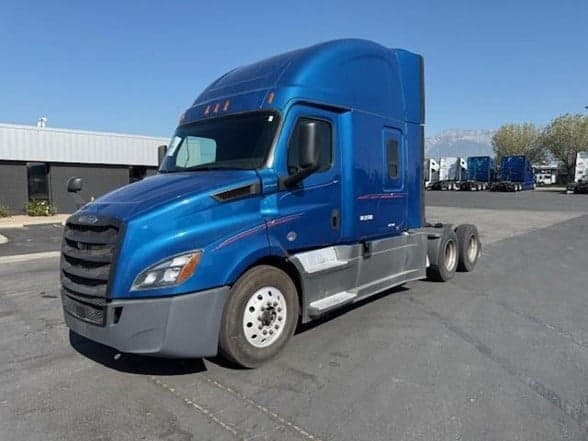 Photo of 2020 FREIGHTLINER CASCADIA 116 UC5563