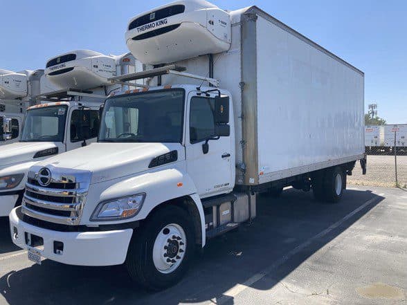 Photo of 2017 HINO 338 UC5400