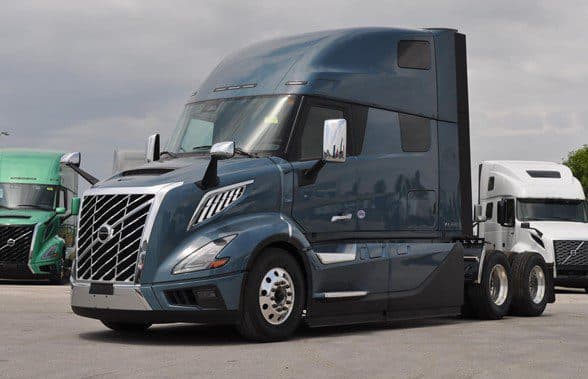 Photo of 2025 VOLVO VNL64T860 VSC1095