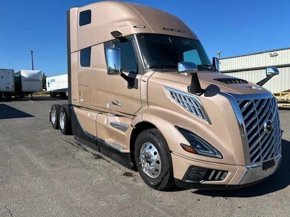 Photo of 2025 VOLVO VNL64T860 VM1647