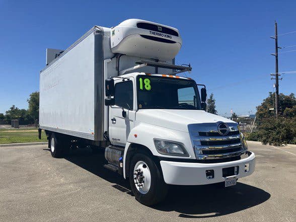 Photo of 2018 HINO 268 UD3418L