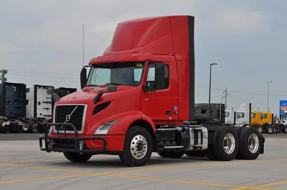 Photo of 2020 VOLVO VNR64T300 USF1107