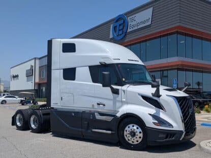 2025 VOLVO VNL64T860 VP8415 photo
