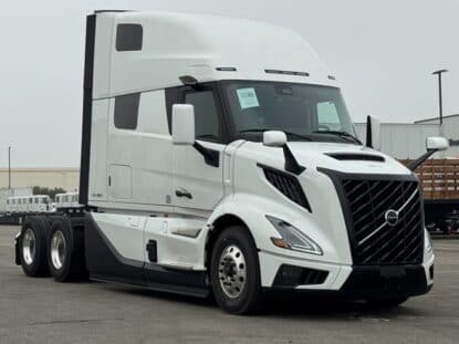 2025 VOLVO VNL64T860 VLY1016 photo