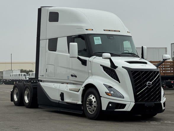 Photo of 2025 VOLVO VNL64T860 VLY1022