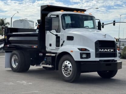 2024 MACK MD6 MMX2595S photo